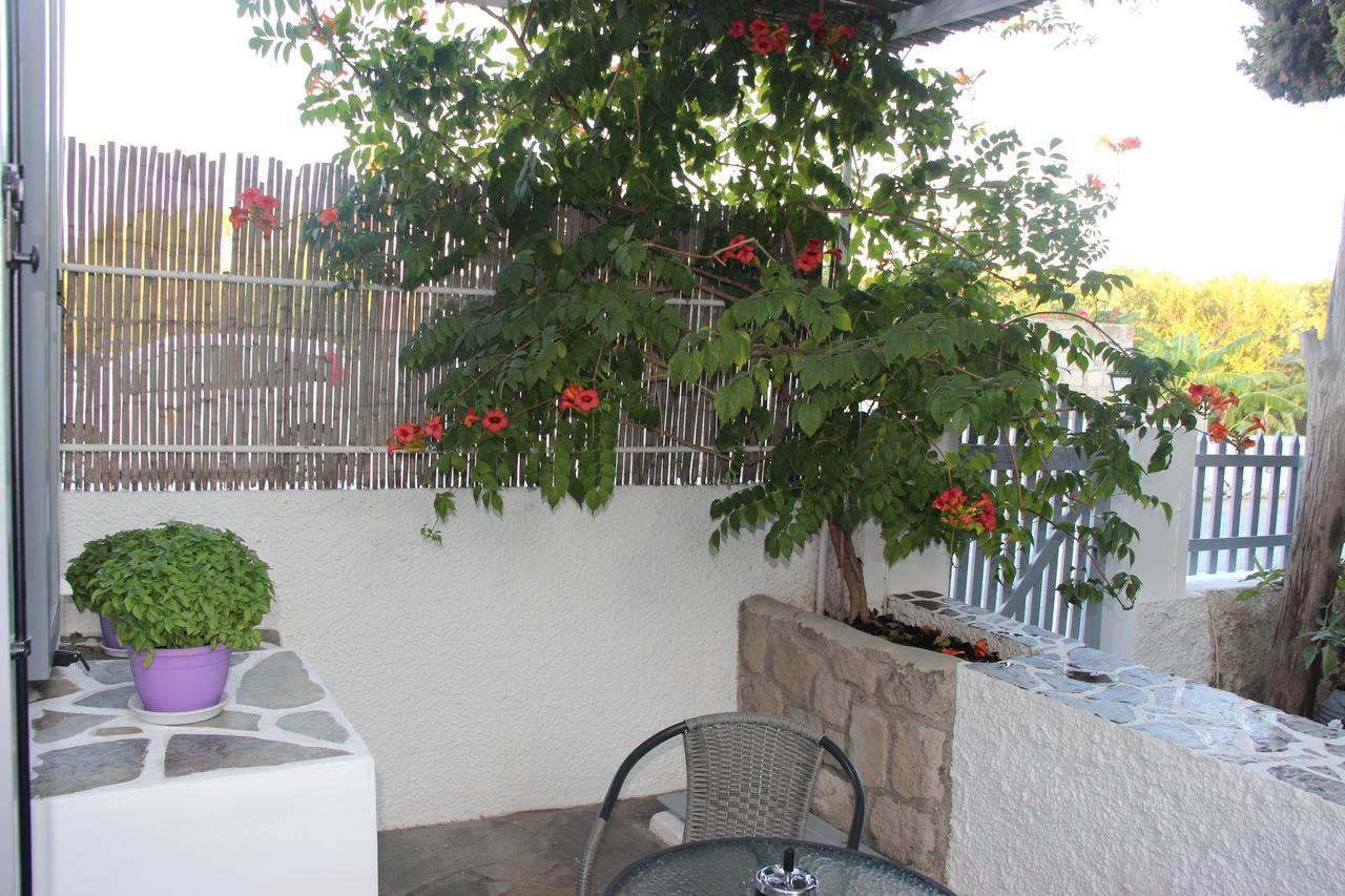 Gerania Milos Διαμέρισμα Αδάμας Εξωτερικό φωτογραφία